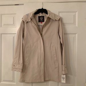 BRAND NEW Vince Camuto Soft Shell Jacket